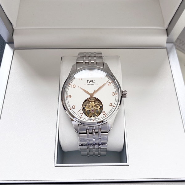 アイ・ダブリュー・シー角部分ディテール